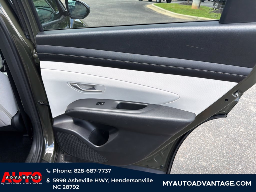 Used 2025 Hyundai Tucson SEL AWD/4WD image 36