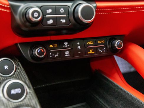 Used 2020 Ferrari GTC4Lusso T RWD image 50