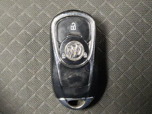 Used 2018 Buick Encore Preferred FWD image 32