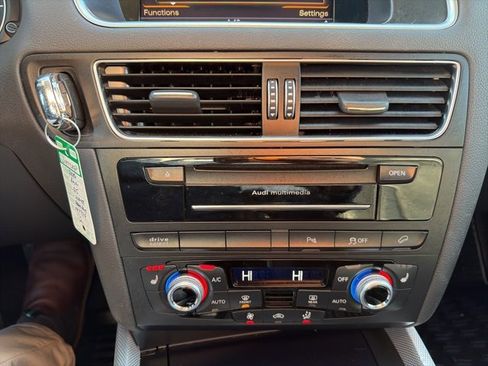 Used 2016 Audi Q5 2.0T Premium Plus image 23