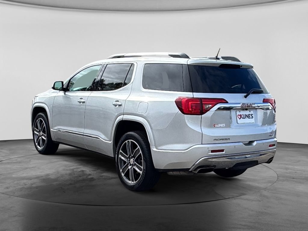 Used 2019 GMC Acadia Denali w/ Technology Package AWD/4WD image 8