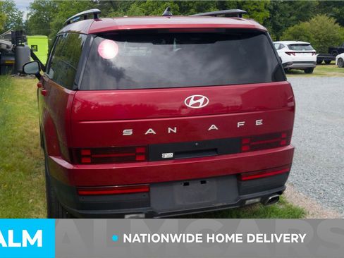 Used 2025 Hyundai Santa Fe SEL FWD image 5