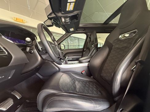 Used 2020 Land Rover Range Rover Sport SVR AWD/4WD image 5