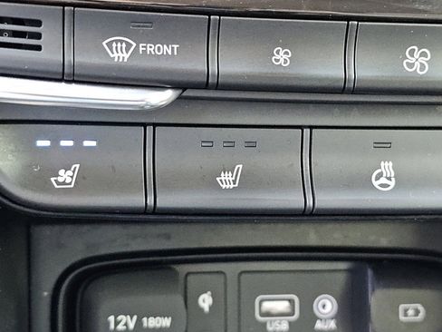 Used 2020 Hyundai Santa Fe Limited AWD/4WD image 12