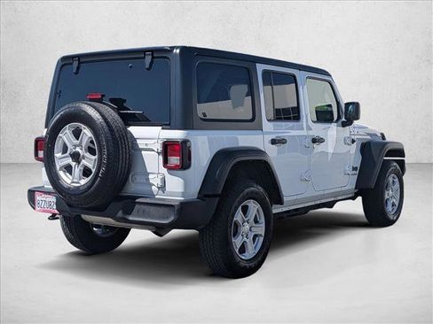 Used 2022 Jeep Wrangler Unlimited Sport AWD/4WD image 5