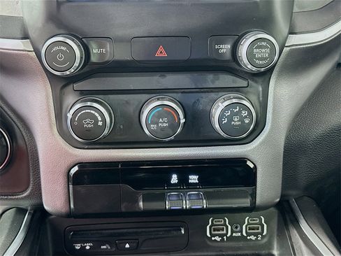 Used 2019 RAM 1500 Big Horn image 16