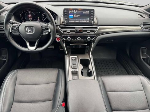 Used 2018 Honda Accord Sport image 11