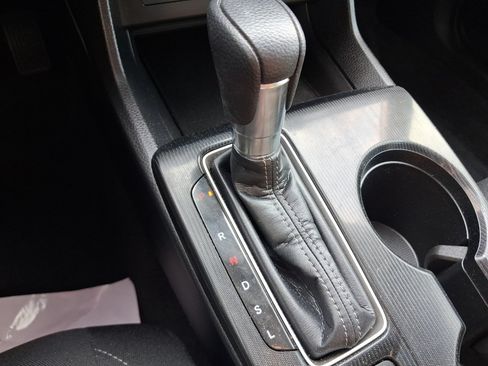 Used 2023 Honda Civic LX image 14