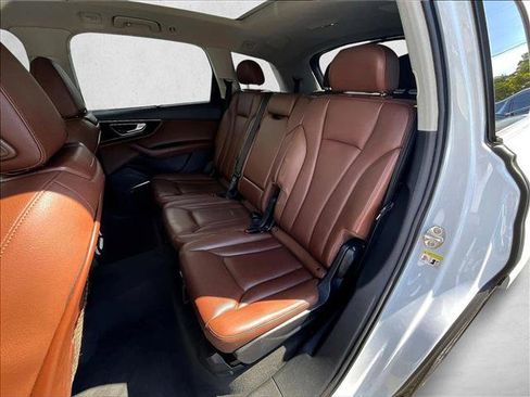 Used 2018 Audi Q7 3.0T Prestige image 26