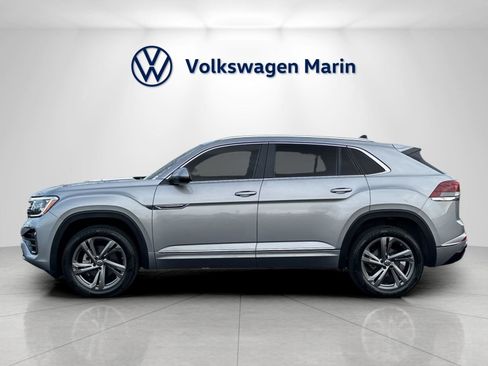 Used 2024 Volkswagen Atlas Cross Sport SEL R-Line image 2