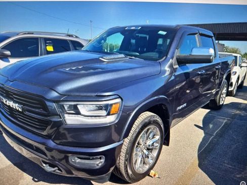 Used 2019 RAM 1500 Laramie AWD/4WD image 1
