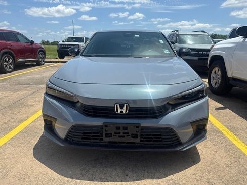 Used 2024 Honda Civic Sport image 2