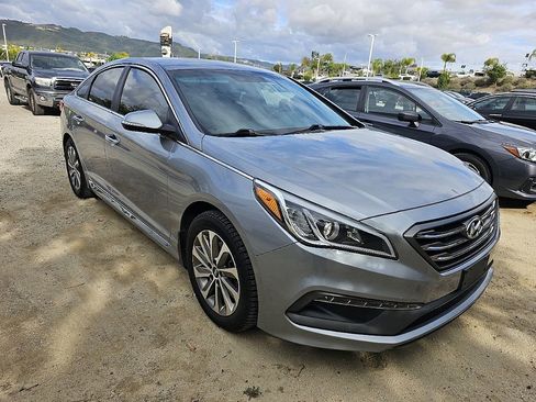 Used 2015 Hyundai Sonata Sport w/ Option Group 03 FWD image 3