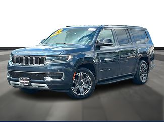 Used 2023 Jeep Wagoneer L Series II AWD/4WD video 1