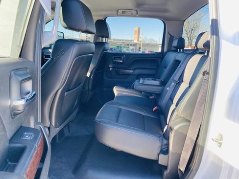 Used 2015 GMC Sierra 2500 SLE w/ SLE Preferred Package image 21