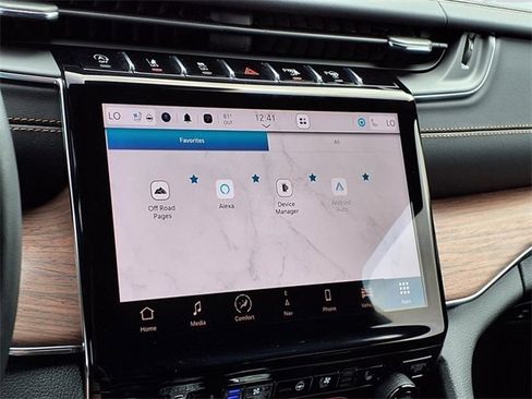 Used 2023 Jeep Grand Cherokee Summit w/ Adv Protech Group IV image 39