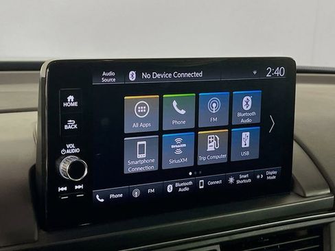 Used 2025 Honda Pilot TrailSport image 13