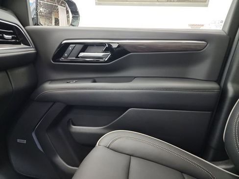 New 2026 Chevrolet Tahoe Premier w/ Sun And Tow Package image 31