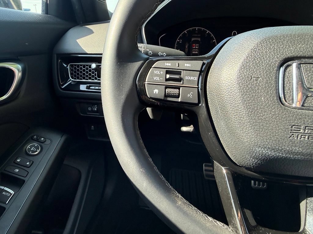 Used 2025 Honda Civic Sport image 14