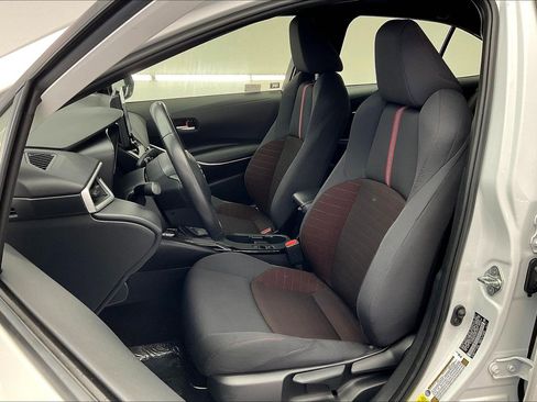 Used 2024 Toyota Corolla SE image 17