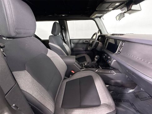 Used 2025 Ford Bronco 4-Door AWD/4WD image 36