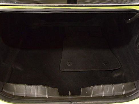 Used 2021 Chevrolet Camaro LT w/ Technology Package image 30