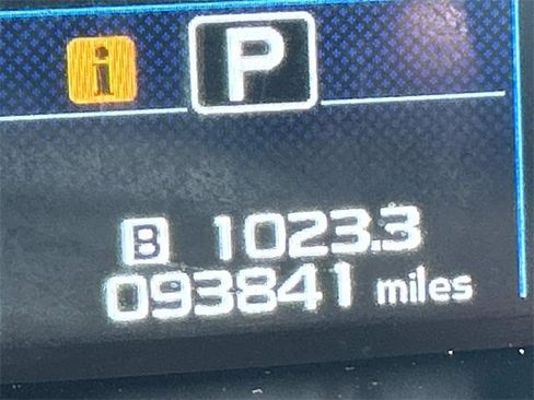 Used 2016 Subaru Outback 3.6R Limited image 29