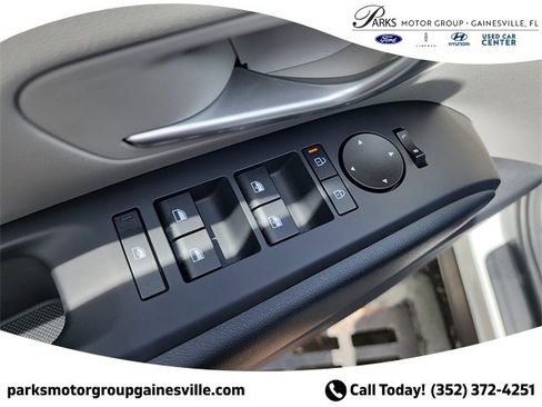 New 2025 Hyundai Tucson SEL image 16