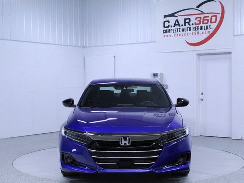 Used 2022 Honda Accord Sport image 9