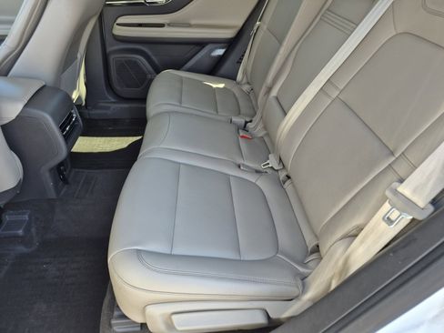 Used 2021 Lincoln Corsair FWD image 17