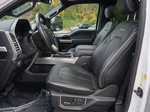 Used 2017 Ford F350 Platinum w/ Platinum Ultimate Package image 26