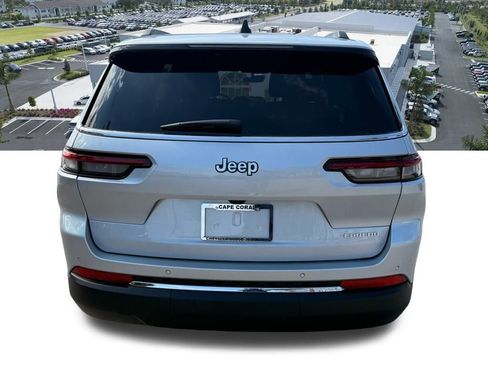 New 2026 Jeep Grand Cherokee L Laredo image 5