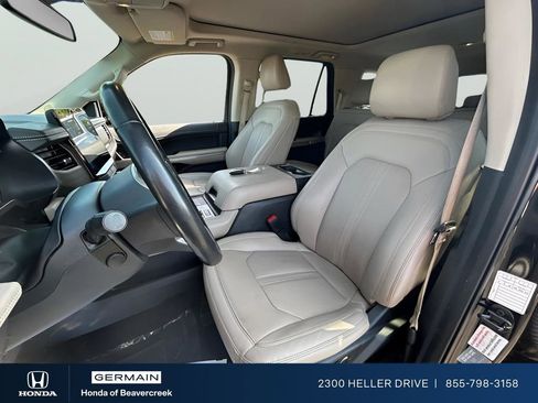 Used 2022 Ford Expedition Max Limited AWD/4WD image 18
