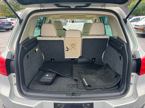Used 2013 Volkswagen Tiguan SE image 16