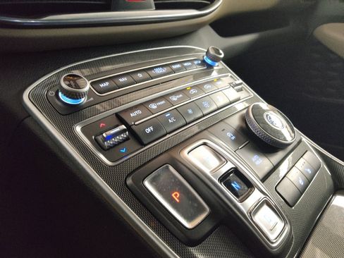 Used 2023 Hyundai Santa Fe SEL FWD image 26
