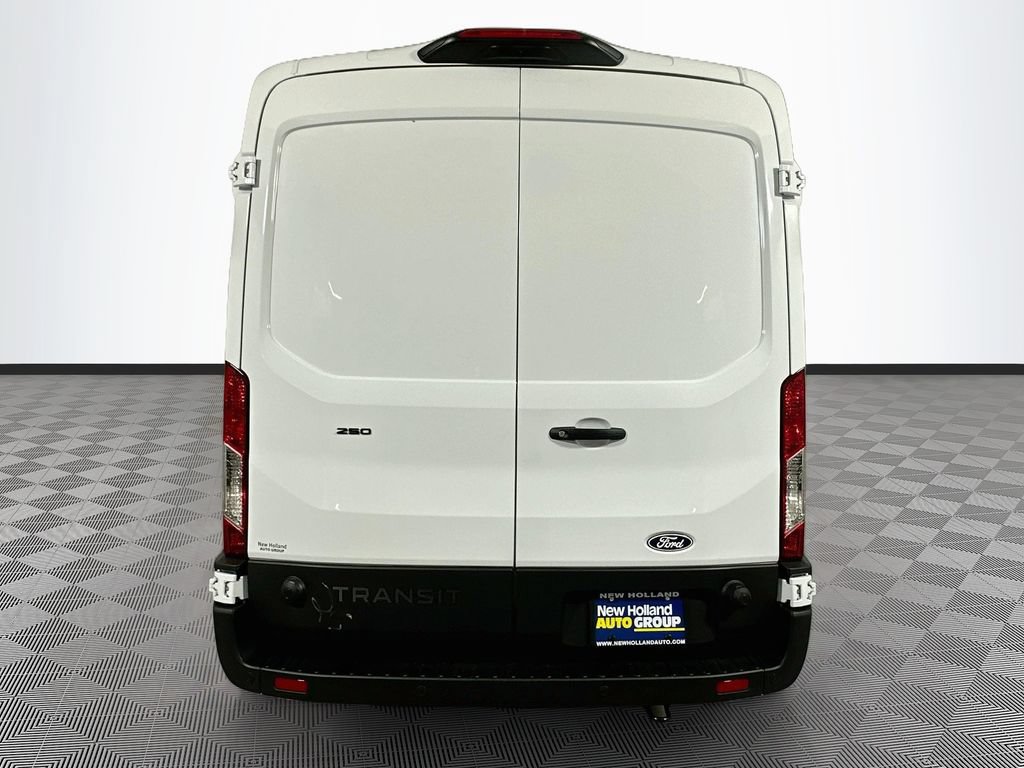 New 2027 Ford Transit 250 148 Medium Roof w/ Load Area Protection Package RWD image 7