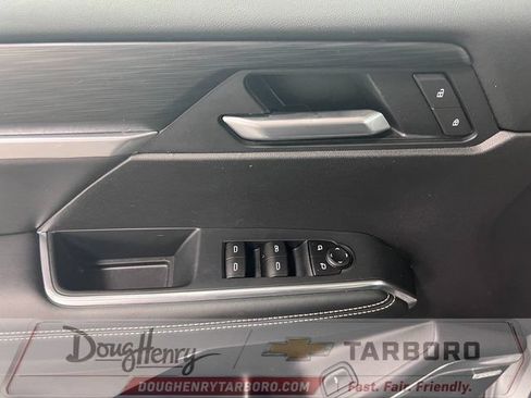 Used 2025 GMC Acadia Elevation FWD image 27