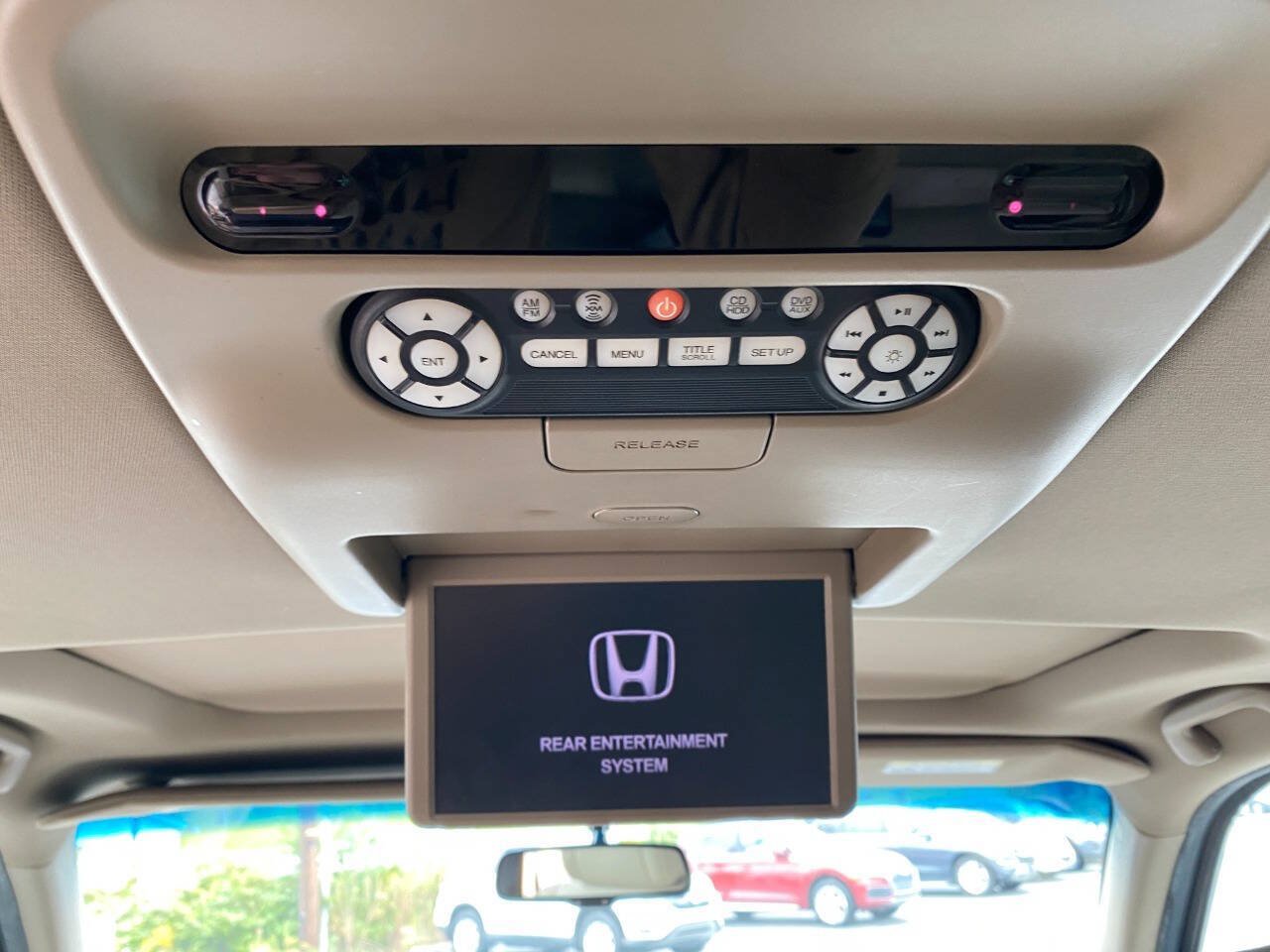 Used 2014 Honda Pilot Touring image 24