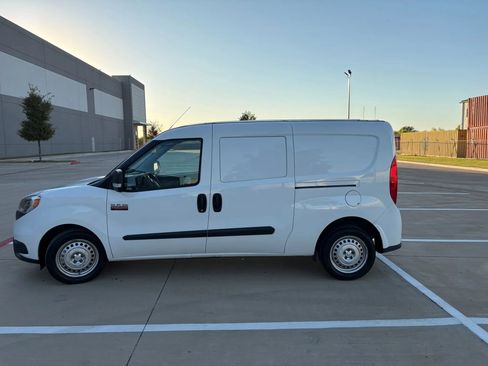 Used 2022 RAM ProMaster City Tradesman image 6