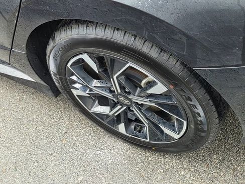 Used 2025 Hyundai Sonata SEL FWD image 8
