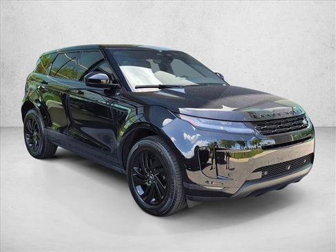 Used 2026 Land Rover Range Rover Evoque S AWD/4WD image 3
