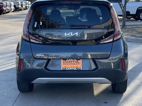 Used 2024 Kia Soul LX w/ Option Group 015 image 5