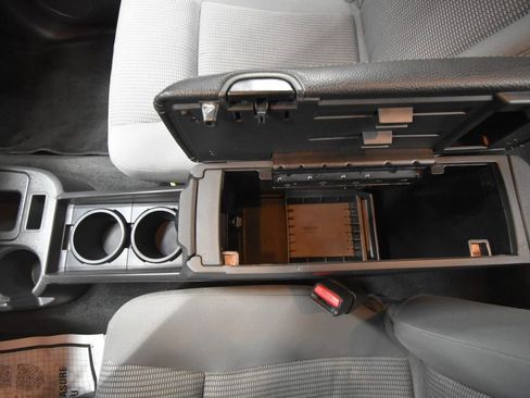 Used 2011 Dodge Dakota Big Horn image 17