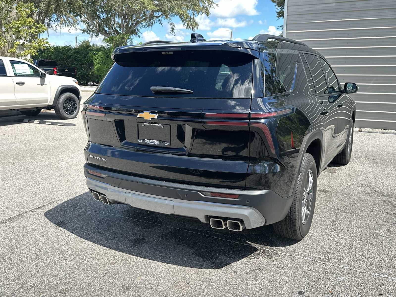 New 2026 Chevrolet Traverse LT w/ Driver Confidence Package FWD image 6