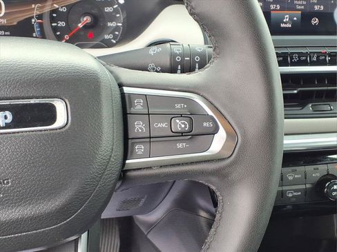 Used 2024 Jeep Compass Limited AWD/4WD image 11