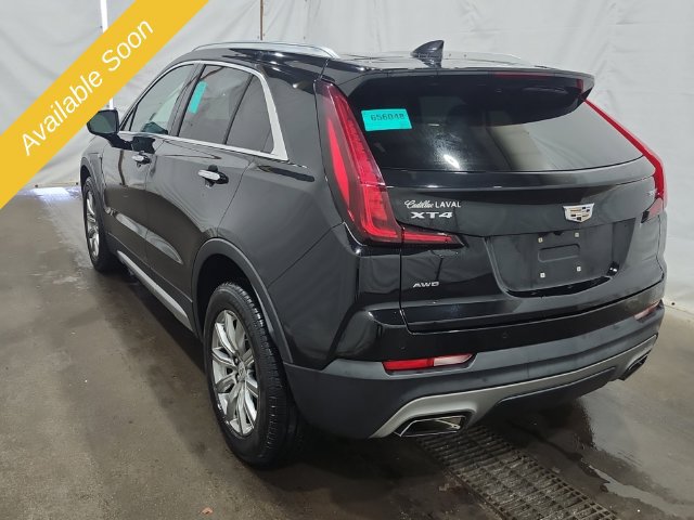 Used 2020 Cadillac XT4 Premium Luxury w/ Sun And Sound Package AWD/4WD image 3