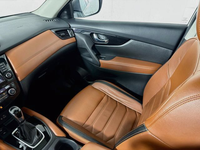 Certified 2019 Nissan Rogue SL w/ Premium Package AWD/4WD image 31