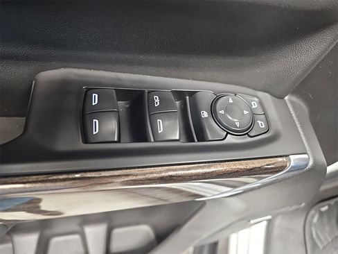 Used 2021 Chevrolet Silverado 1500 LT Trail Boss w/ Convenience Package II image 27