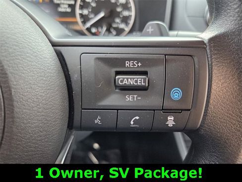Used 2024 Nissan Rogue SV image 27