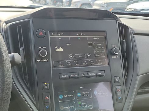 Used 2024 Subaru Crosstrek 2.0i image 16